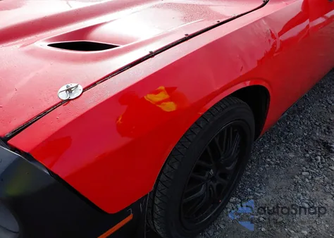 2010 Dodge Challenger Se z USA, uszkodzony, nr VIN 2B3CJ4DV0AH160630